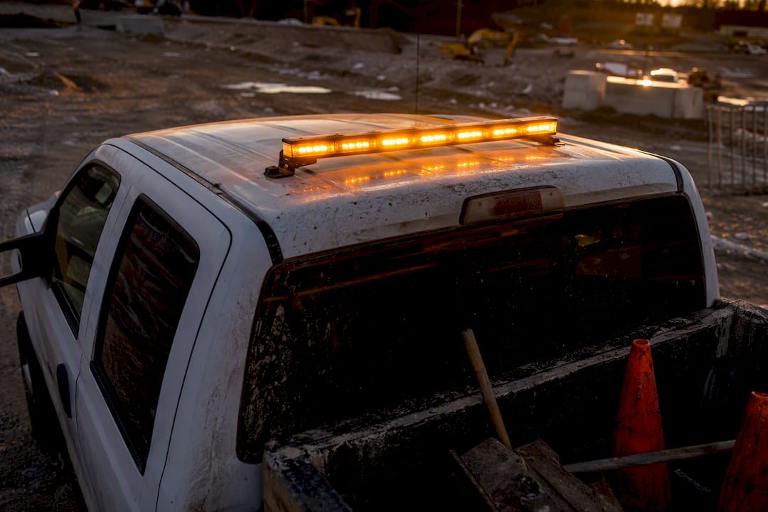 Construction truck with amber LED mini light bar