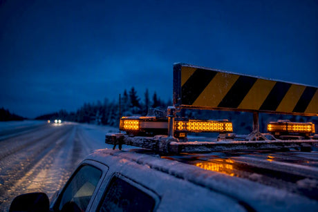 Pilot car warning lights in snowy conditions