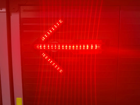 Signal Arrow Rapid Deploy – Foldable LED Flare Directional Arrow