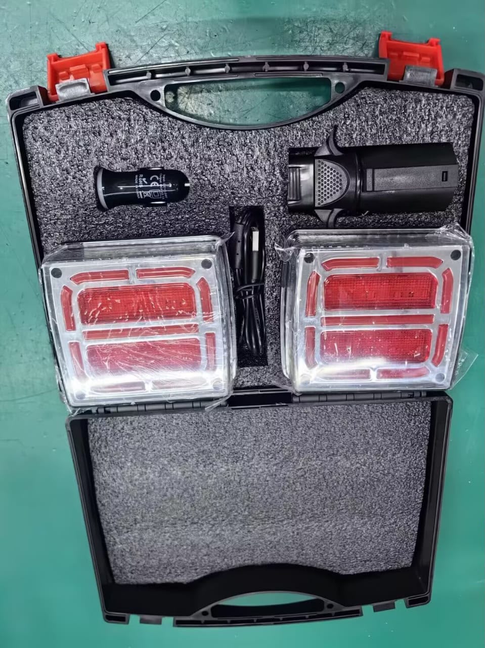 Signal TowLink - Wireless Tow Lights