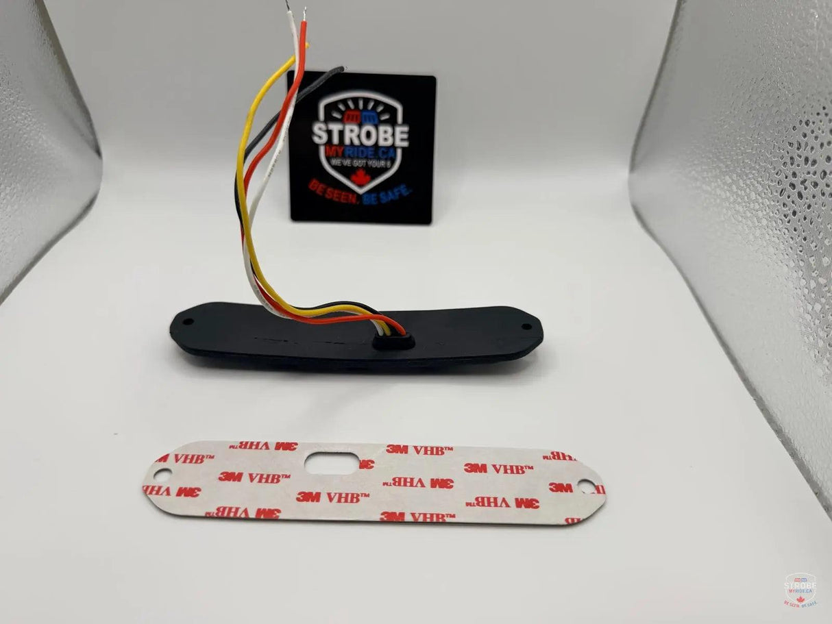 SignalSM Flex – Flexible Surface Mount LED Strobe.