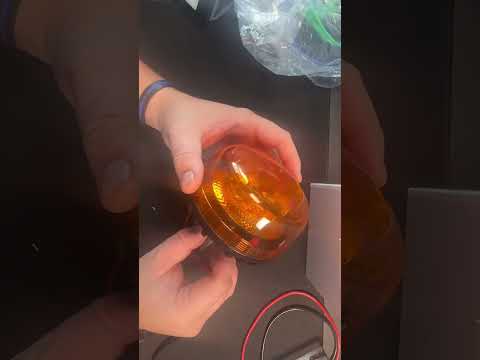 FleetBeacon Equip – Amber LED Equipment Beacon.